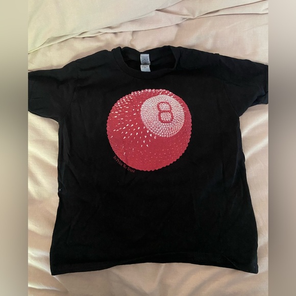 In Print We Trust Lucky Shot Black Tee NWOT - Picture 3 of 3